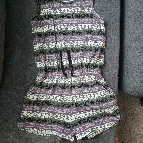 Set of Rompers - Picture 3 of 3